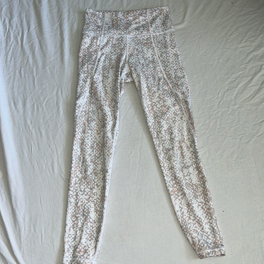 Athleta Salutation Stash Pocket Serpent tight XS